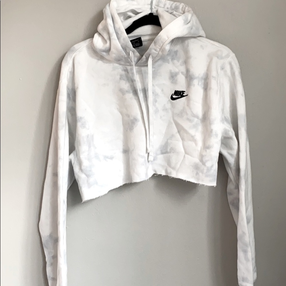 Nike cropped hoodie